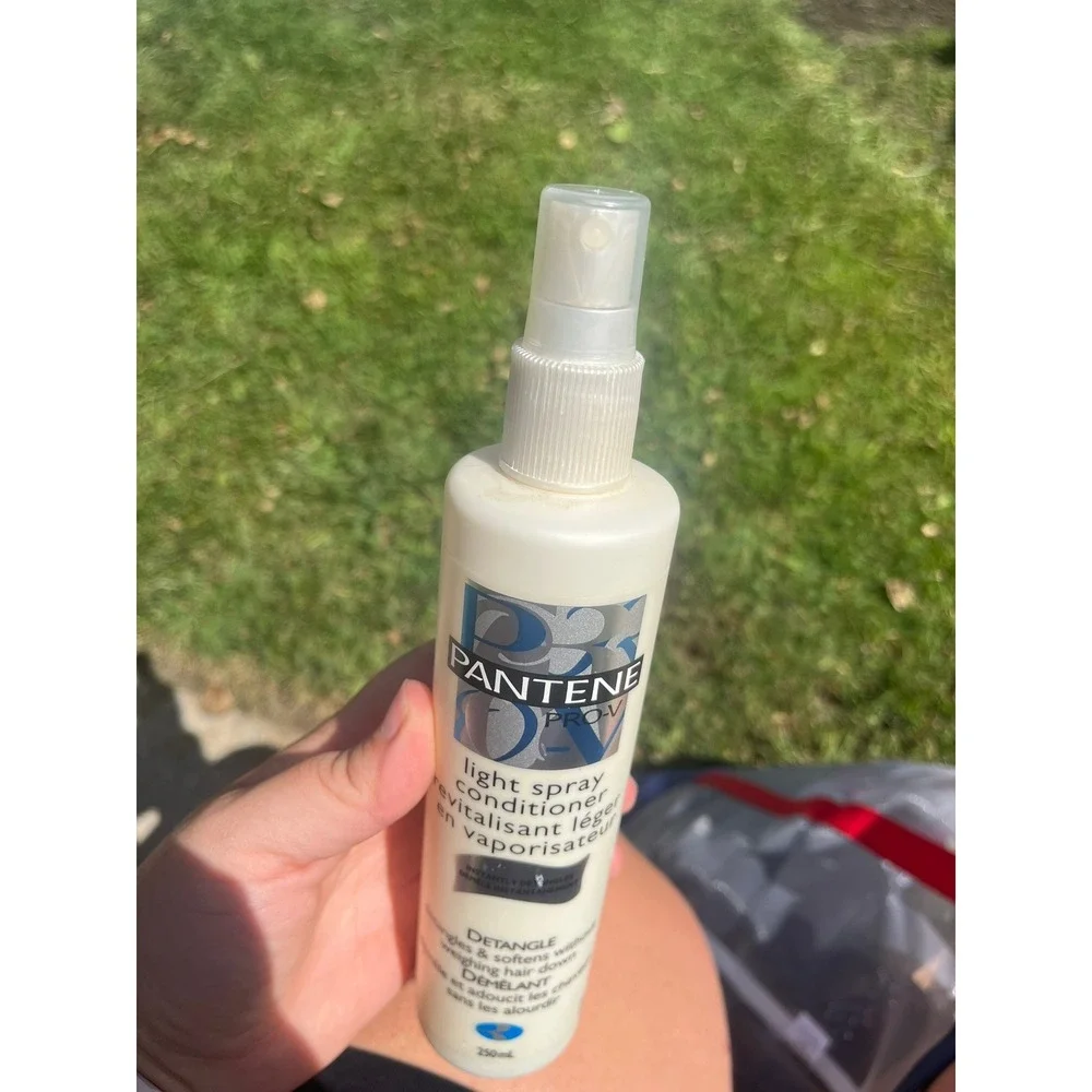 NEW HTF Pantene Pro-V Light Spray‎ Conditioner Full Size Dead stock Rare